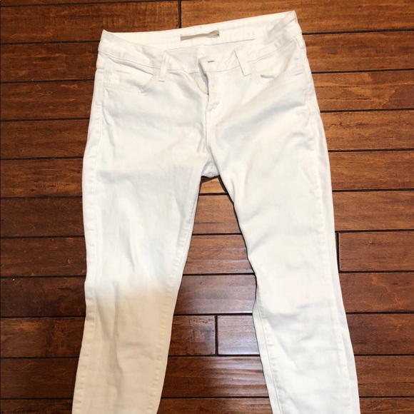 Vince white skinny jeans with stretch. Never worn. - Picture 3 of 5